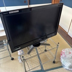 世界の亀山シャープ32型テレビあげます