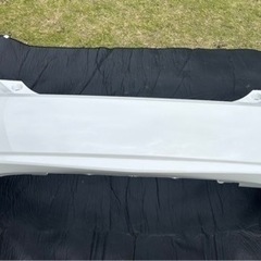 30プリウス リアバンパー