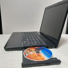 直接販売】 SONY VAIO 15インチ i5 8GB SSD（256） カメラ office2021