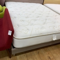 クイーンベッド ナチュラル フレーム  ASLEEP/マットレス: シモンズ