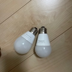 LED 電球　Panasonic 2つ