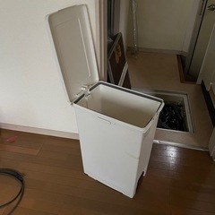 ゴミ箱 プラスチック