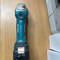 マキタ 18V 100mm 充電式ディスクグラインダ