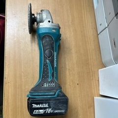 マキタ 18V 100mm 充電式ディスクグラインダ