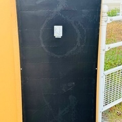 200Wソーラーパネル 単結晶 フレキシブル 柔軟 極薄 軽量 携帯便利 RV キャンピングカー 船舶