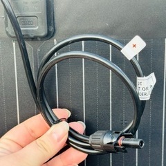 200Wソーラーパネル 単結晶 フレキシブル 柔軟 極薄 軽量 携帯便利 RV キャンピングカー 船舶