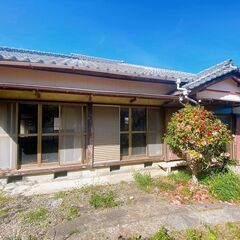 ★★　海まで徒歩６分！２１５坪の和風建築　★★