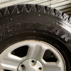 JKラングラー用 純正ホイール LT285/75R16 スタッドレス ブリヂストン