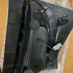 [中古]プリウスα LEDテールランプ　TOM\'S ヴァレンティ