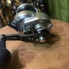 (値下げしました)11 オシアジガー1500PG (右巻き) 美品