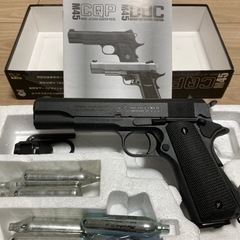 【美品】モデルガン ガスガン エアガン トイガン M45CQP 45口径 サバイバル サバゲー