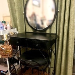 ドレッサー　椅子付き　化粧台　鏡台