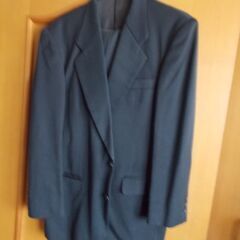 紺色スーツ②