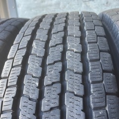 バリ山　YOKOHAMA ヨコハマ　IG91 195/80R15 107/105L LT スタッドレス　タイヤ　2020年製　15インチ