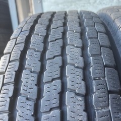 バリ山　YOKOHAMA ヨコハマ　IG91 195/80R15 107/105L LT スタッドレス　タイヤ　2020年製　15インチ