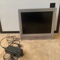 小型テレビ　14型