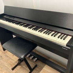 Roland  F-120  電子ピアノ