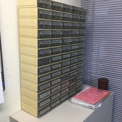 カセット収納　小物収納　調剤薬局