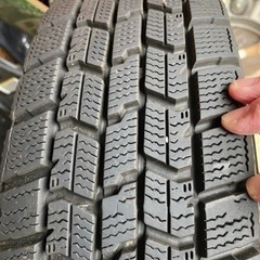 バリ溝スタッドレスタイヤホイール付き