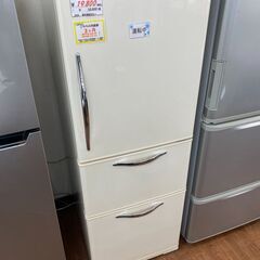 リサイクルショップどりーむ天保山店　No.10206　冷蔵庫　265Ｌ　３ドアタイプ♪　製氷機能付き♪ どりーむ天保山店さん（リサイクルショップどりーむ天保山店）の