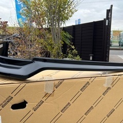 トヨタ　ハイエース　新品未使用　純正フロントスポイラー❗️