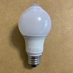 オーム LED電球 60形相当 人感明暗センサー付 電球色