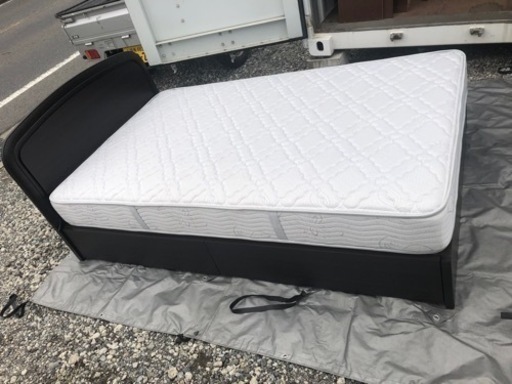 ダブルベッド SIMMONS Beautyrest Regular