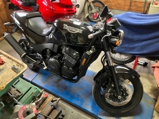 トライアンフ　スピードトリプル900 初期型mk1 94年車　極上
