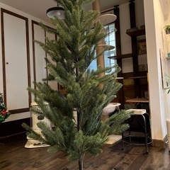IKEA クリスマスツリー　180センチ　オーナメント付き