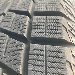 スタッドレスタイヤ4本ホイールセット　2021年11月製造