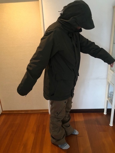 お値引中】volcom スノーボードウェア 上下セット ボルコム