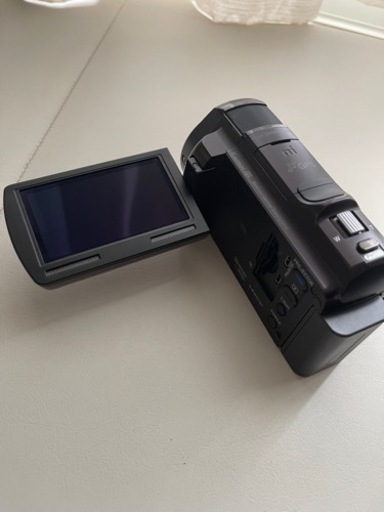 【ビデオカメラ】SONY HDR-PJ630V HANDYCAM(予備バッテリー・三脚・SDカード付き)