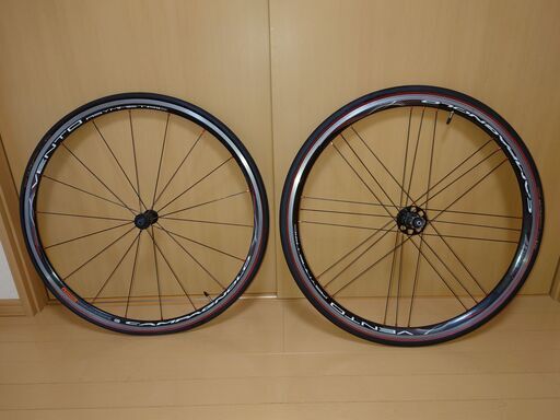 ホイール　カンパニョーロ　ベント　MEGA G3 カンパフリー　タイヤ付　スプロケなし