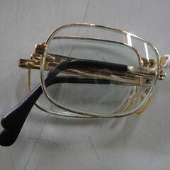 【④】折りたたみ式老眼鏡　ケース付き　折畳老眼鏡　折り畳み老眼鏡