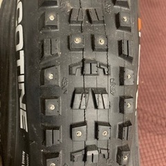 45NRTH NICOTINE 29×2.35 スパイクタイヤ