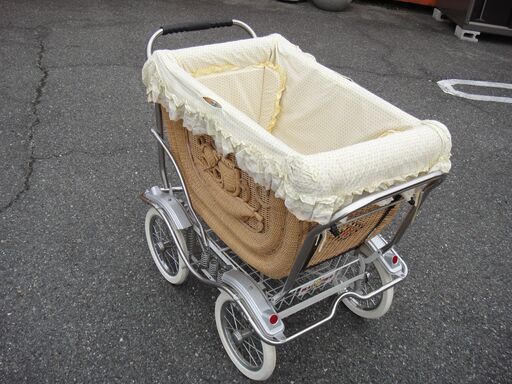 美品 乳母車 桃太郎号 籐製 ブレーキ付 手押し車 4輪 日除け/カバー