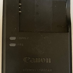 canonデジカメ用バッテリー充電器　無料