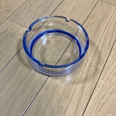 ガラス製　レトロ灰皿