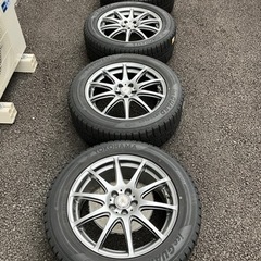 スタッドレスタイヤホイール4本セット　225/55R17 ナット付