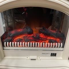 【受け渡し者決定】ニトリ ワイド暖炉型ファンヒーター
