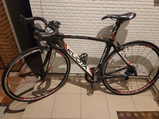ロードバイク　KUOTA　KHARMA