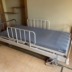 介護用ベッド　リクライニングベッド