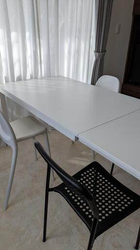 美品　IKEA　伸長式ダイニングテーブル 最大180cm