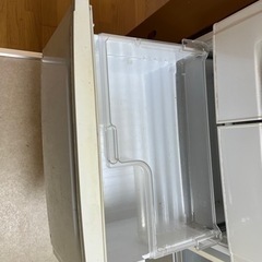 TOSHIBAの冷蔵庫、2005年製造あげます。