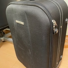 スーツケース黒