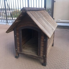 木製　イヌ小屋　さしあげます