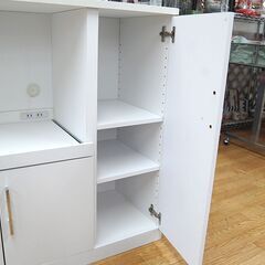 ニトリ ミドルレンジボード 幅90×奥行39.5×高さ89.5cm 白 コンセント付き 食器棚 レンジ台 キッチンボード 札幌市 清田区 平岡