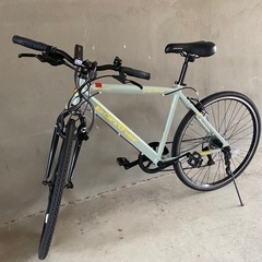 【美品】クロスバイク　自転車　通学　通勤