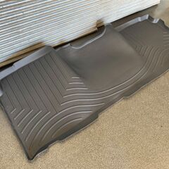 ダッチラム　メガキャット　ウェザーテック　フロアライナー　リアのみ