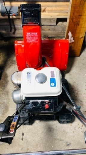 File 1.  ホンダ　ＨＳ50J スノーラ.  除雪機　小型　リコイル1発　オイル漏れ無し　オールレストア済み File 1. ホンダ HS50J スノーラ. 除雪機 小型 リコイル1発 オイル